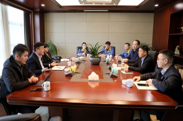 平湖市委常委、副市长戴振一行莅临k1体育调研指导